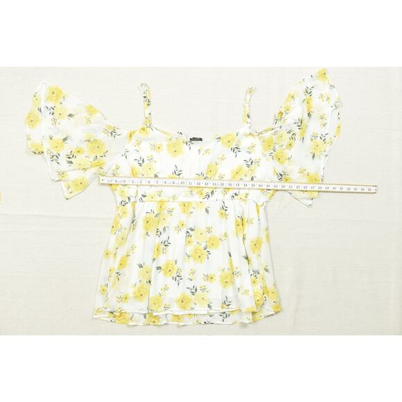 Torrid Women's Plus Size 3 Yellow Floral Ruffle Peasant Blouse Top - Picture 3 of 8